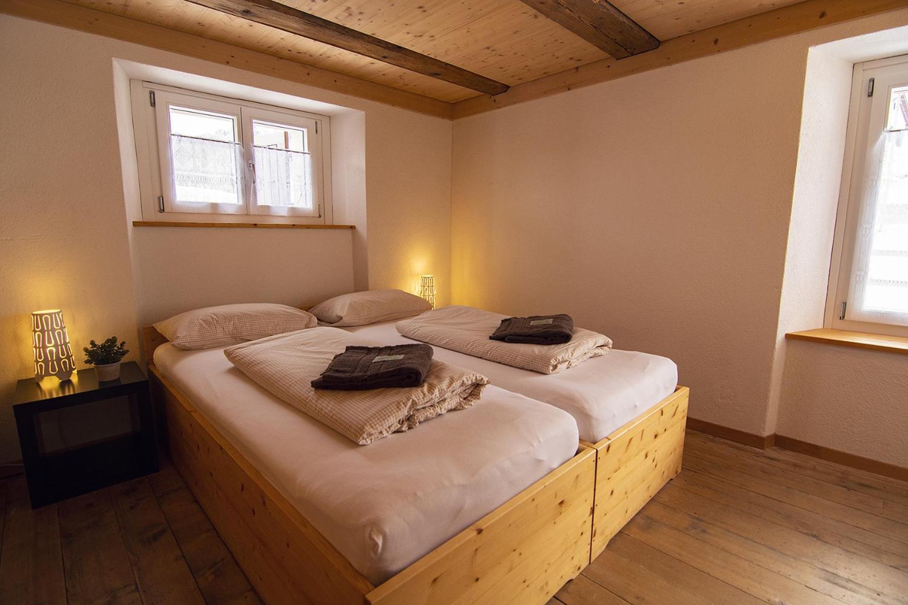 Sust Lodge Am Gotthard Hospental Exterior foto